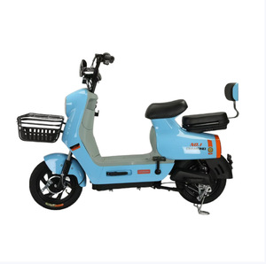 Venta de Fábrica: Patinete Eléctrico Urbano Económico para Adultos 2025 - Batería de Plomo-ácido de 48V, Motor de 400W, Neumático al Vacío 14-250 - Product Image 3