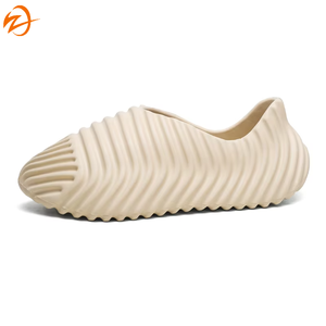 Dernier trou chaussures d'eau pantoufle grande taille 39-46 plage sandale hiver Sport <span class=keywords><strong>squelette</strong></span> pantoufles avec mousse coureur et amorti - Product Image 6