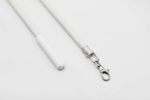 スプリング式フックとフレンドリーなタッチハンドルホワイトを備えたフリッキングスティックグラスファイバーバトン - Product Image 4