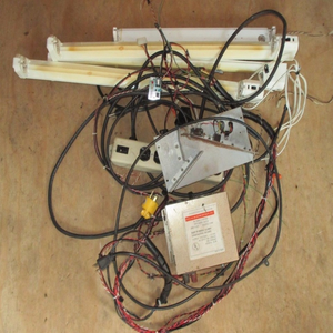 Plc PLANET EARTH / Harnais de jeu de rédemption 5 STAR SURFIN, P/S, Lumières, Pistolet, Fourniture en vrac - Product Image 1