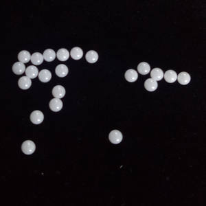 G10精密 5/32インチ（3.969mm）ソリッドZrO2セラミックボール卸売価格 - Product Image 1