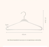 Cintre à épaules larges en PET pour vêtements, antidérapant, toucher doux, épaissi et renforcé pour suspendre les manteaux