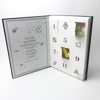 Materiale riciclato a forma di libro vuoto 12 giocattolo diviso confezione del calendario dell'avvento Gadget per bambini sorpresa mistery Box vassoio in rilievo