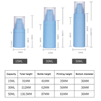 Bouteille PP bleu clair sans air personnalisée en gros avec pompe à lotion pour sérum de soin de la peau, petite capacité cosmétique 15ml 30ml 50ml