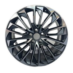 Nouvelles jantes en alliage d'aluminium de 19 pouces pour Audi A6, neuves, 19*8.5J ET40 avec plusieurs rayures - Product Image 5