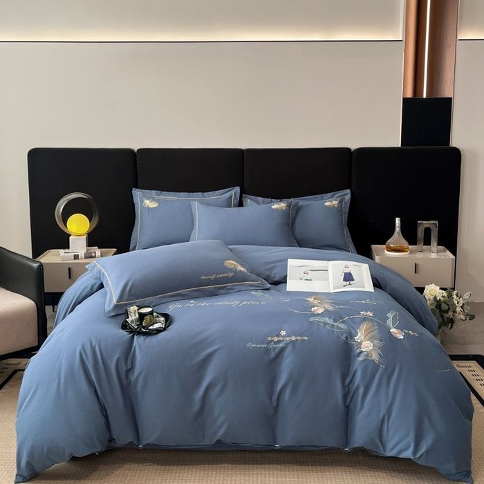 ขนนกดอกไม้-เบนท์ลีย์สีฟ้า