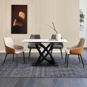 Sillas de Comedor Cómodas, Tapizadas en Cuero Sintético Ecológico y Lino de Algodón, Acolchado Denso, Sillas Curvas para Comedor con Estructura Metálica - Product Image 5