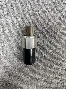 เซ็นเซอร์คอมมอนเรลแท้รุ่น ND499000-6160 สำหรับเครื่องยนต์ SAA6D125E-5 เซ็นเซอร์วัดระดับน้ำมันเชื้อเพลิง - Product Image 4