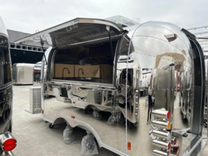 Il Regno del Food Truck in Acciaio Inossidabile a Specchio - Product Image 3