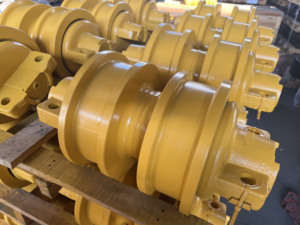 Roller Track Standar OEM DF Roller Track SF untuk Penggantian <span class=keywords><strong>Undercarriage</strong></span> Buldoser Komatsu <span class=keywords><strong>D85</strong></span> - Product Image 1