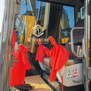 Used Komatsu PC70-8 excavator 7-ton <b>small</b> hydraulic excavator with original Japanese engine <b>pump</b> for household farms - Product Image 6
