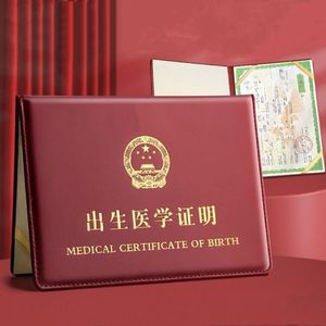 Couverture de certificat de naissance rouge, pochette de protection de 7 pouces pour certificat de naissance médical - Product Image 4