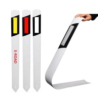 Poteau de délimitation routière flexible en PVC blanc réfléchissant pour avertissement routier