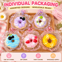 Jouet Squishy Donut Mignon en Gros, Jouet Sensoriel Anti-Stress en Silicone Souple à Presser, Motifs Assortis de Desserts en Forme d'Anneaux pour Cadeaux