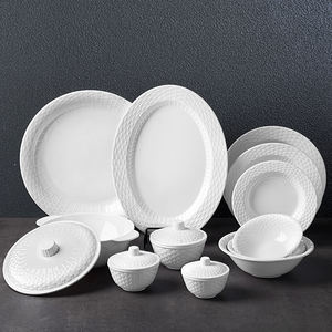 مائدة ميلامين زرقاء وبيضاء: طقم عشاء أنيق مع أطباق رقيقة - Product Image 4