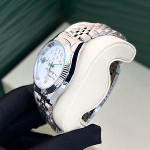 Reloj mecánico automático para hombre con correa de acero inoxidable, esfera de panal, visualización de fecha, reloj de diseño con logotipo personalizable - Product Image 3