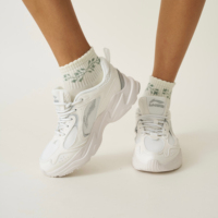 Chaussettes de yoga antidérapantes OEM de haute qualité avec logo personnalisé, chaussettes de sport ODM, chaussettes de Pilates personnalisées pour femmes, mignonnes, antidérapantes et respirantes