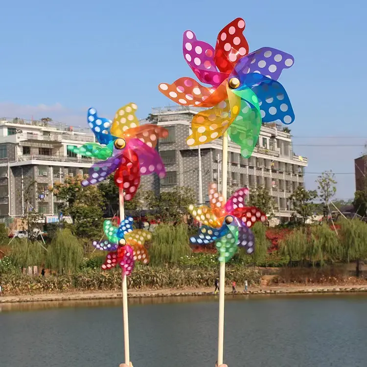 42Cm Custom Regenboog Poly Petal Plastic Tuin Pinwheel Windmolen Voor Vakantie Nieuwe Gestreepte Boven En Onderste Windmolen