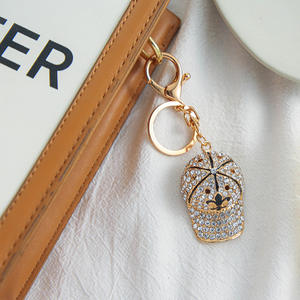 سلسلة مفاتيح كرتونية لطيفة جديدة بالجملة حلي مفاتيح معدنية صغيرة بضائع صغيرة - Product Image 3