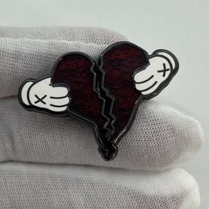 Xintong कारखाना अनुकूलित धातु हार्ड एनमेल बैज कंपनी लोगो कार्टून कार्टून कार्टून नरम तामचीनी मिश्र धातु लेपल पिन - Product Image 2