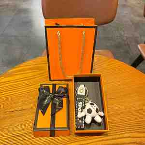 พวงกุญแจบาสเก็ตบอล สร้างสรรค์ น่ารัก การ์ตูน ซิลิโคน ซีรีส์กีฬา ตุ๊กตาจี้เล็ก ของขวัญวันชาติ รุ่น 001 - Product Image 6