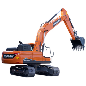 Excavatrice sur chenilles Doosan DX225LC orange, équipement de construction robuste avec godet de 1,17 m, moteur de 115 kW, PLC haute efficacité - Product Image 2