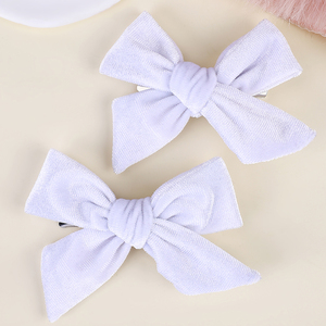 2 pinces à cheveux en velours uni douces et unisexes pour femmes et filles - Product Image 2