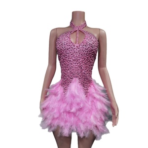 Robe <span class=keywords><strong>de</strong></span> Noël blanche style <span class=keywords><strong>pie</strong></span> pour femme, sexy, à épaules dénudées, avec plumes et décolleté drapé - Product Image 5