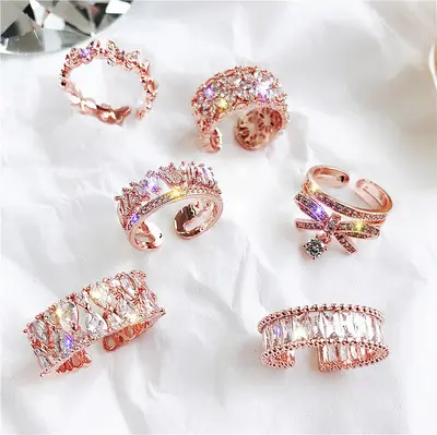 HOVANCI Cincin Pertunangan Kupu-kupu, Perhiasan Cincin Manset Berlian Imitasi, Kristal Dapat Diatur Mewah untuk Pernikahan