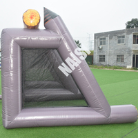 Offre Spéciale populaire personnaliser jeux de sport interactifs en plein air géants hache gonflable en PVC commercial lancer des jeux de défi