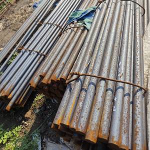 قضبان تسليح للخرسانة الداخلية، قضبان فولاذية سوداء مستديرة ذات مرونة جيدة، خدمات اللحام والثني، أبعاد قابلة للتخصيص - Product Image 4