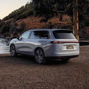 Leapmotor C16 en Existencia, SUV de 6 Plazas, Totalmente Eléctrico/Híbrido, Vehículo de Nueva Energía, Autonomía Extendida >700km, 200-250kW, en Oferta - Product Image 4