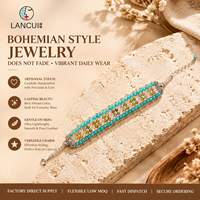 Bracelet large à perles avec motif chevron bicolore et perles aqua, bracelets tressés à la mode