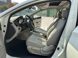 Voitures d'occasion juin 2019 Nissan Sylphy Premium <span class=keywords><strong>Acheter</strong></span> <span class=keywords><strong>une</strong></span> <span class=keywords><strong>voiture</strong></span> d'occasion Entrée sans clé Climatisation arrière Filtre PM2.5 Fiable Économique en carburant - Product Image 3