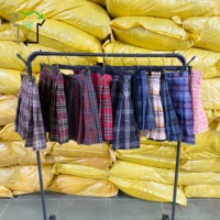 YIJIAYI Vente en gros de jupes plissées à carreaux JK en polyester/coton de haute qualité pour femmes, uniforme scolaire, ensemble de 2 pièces, vêtements, Chine