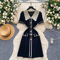 Robe Courte Décontractée et Élégante ZHEZHE Boutique Été 2025 pour Femme, Tricotée à Manches Courtes, Col Polo, Design Simple et Naturel