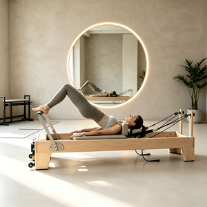 Reformer de Pilates Profesional de Estudio Comercial, Personalizado, de Lujo, de Madera de Arce, con Deslizamiento Silencioso y Suave, Resistencia Ajustable - Product Image 1