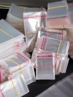 Sac d'emballage transparent en plastique avec joint en cellophane OPP auto-adhésif refermable personnalisé