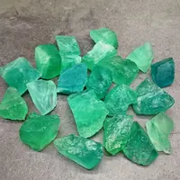Quarzo di cristallo naturale grezzo all'ingrosso pietra curativa fluorite verde grezza