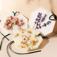 Plantes Fleur Ensemble De Mariage Suspendus Bougies De Cire Parfumée Sachet Parfum Durable À La Main Lavande Pot-pourri Cire De Soja Naturelle 50g