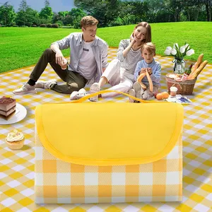 foldable portable outdoor custom waterproof picnic mat extra large insulated reversible roll up waterproof picnic blanket