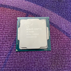 ใช้โปรเซสเซอร์ <span class=keywords><strong>I5</strong></span>-<span class=keywords><strong>7600K</strong></span> (4 คอร์, 4 เธรด, 3.80GHz ฐาน/4.20GHz เทอร์โบ, LGA 1151, แคช 6MB, 91W <span class=keywords><strong>TDP</strong></span>, เดสก์ท็อป, 64 บิต) - Product Image 4