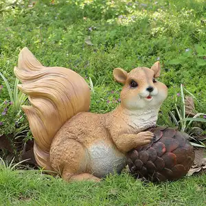 Outdoor Landscaping Garden Decoration Life Size Animal Statue Ornaments Resin Craft Simulation Fiberglass Squirrel Sculptures