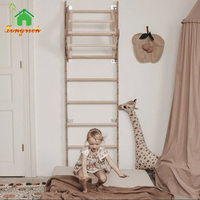 Structure d'escalade et de jeu d'intérieur de conception suédoise, gymnase en bois Gorilla avec barres de singe pour les tout-petits, ensemble de gymnase d'escalade en plein air pour enfants