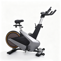 Bicicleta de Ciclismo Indoor con Resistencia Magnética, Volante de 18 kg, Transmisión por Correa Silenciosa, Monitor LCD, Entrenamiento Cardiovascular en Casa, Superventas
