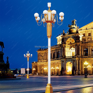 Lámpara LED Cuadrada para Exteriores, Impermeable, Personalizable, para Jardín, con Panel Solar, Sensor de Movimiento, Control Remoto y Clasificación IP65 - Product Image 3