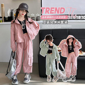 Tuta Sportiva con Cappuccio per Ragazze 2026 Primavera Autunno, <span class=keywords><strong>Pantaloni</strong></span> <span class=keywords><strong>Cargo</strong></span> alla Moda per Bambini, in Poliestere, Design Ampio e Fresco per Ragazze Più Grandi - Product Image 2