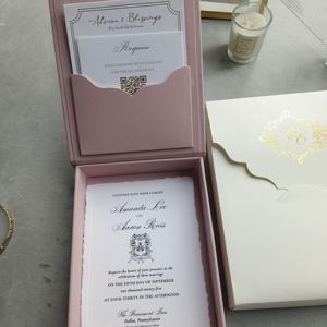 Boîte cadeau en velours <span class=keywords><strong>gris</strong></span> glamour avec ruban et enveloppe, monogramme personnalisé en feuille d'or pour les invitations de mariage et les cartes RSVP - Product Image 3