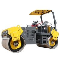 Produit chaud Compacteur d'asphalte de 5 tonnes Chantiers de construction Rouleau de route tenu dans la main Entraînement hydraulique Rouleau de route à double roue