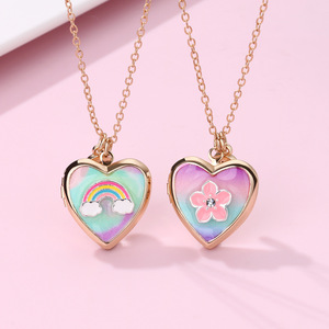 Collier simple et élégant en forme de fleur arc-en-ciel avec boîte photo en forme de cœur pouvant contenir <span class=keywords><strong>des</strong></span> <span class=keywords><strong>photos</strong></span>, collier DIY - Product Image 6